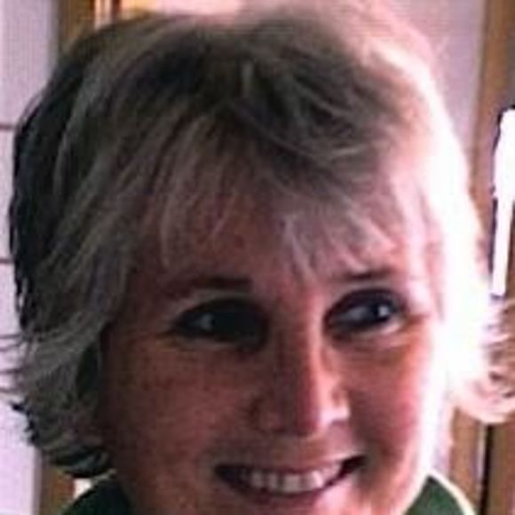 Meet your Posher, Liz - Picture 1 of 1